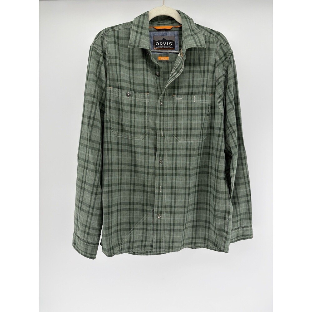 Orvis Tech Chambray Shirt Men’s M Green Plaid Long Sleeve Button Down Outdoors